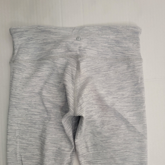 Lululemon Leggings Sz 6 Wunder Under Space Dye Mid Rise 31" Inseam - Picture 4 of 6